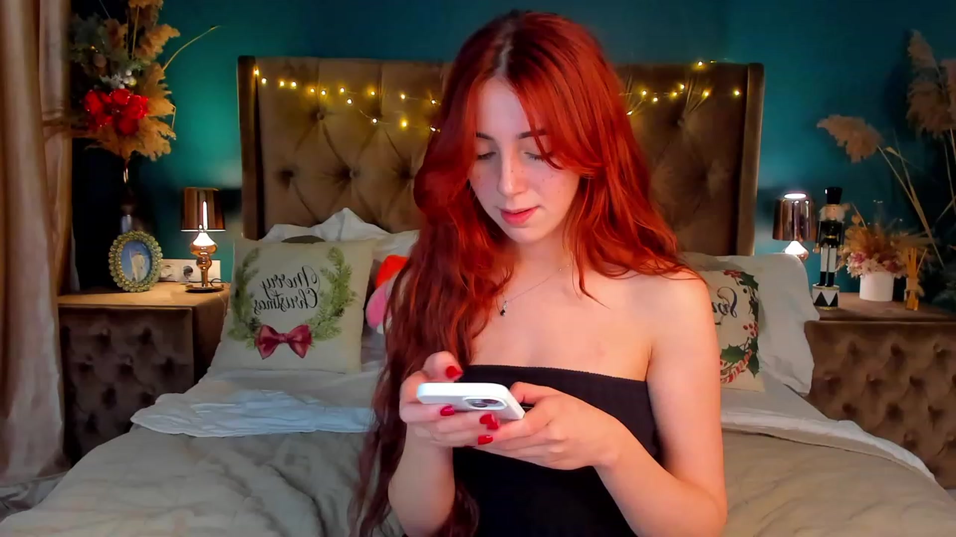 ElsaYoung video thumbnail