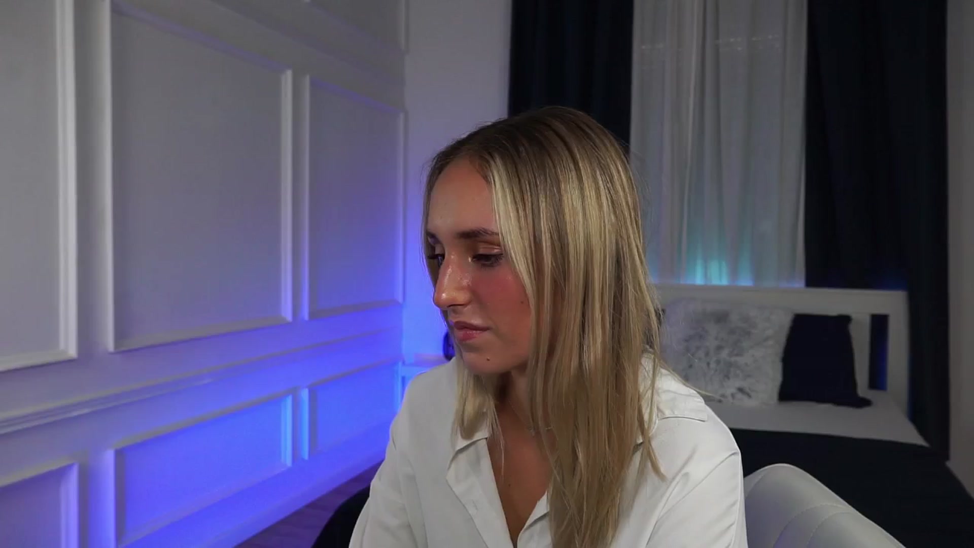 LenaaStar video thumbnail