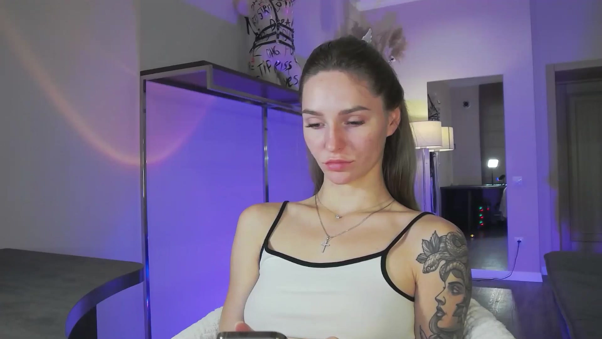 Miliain video thumbnail