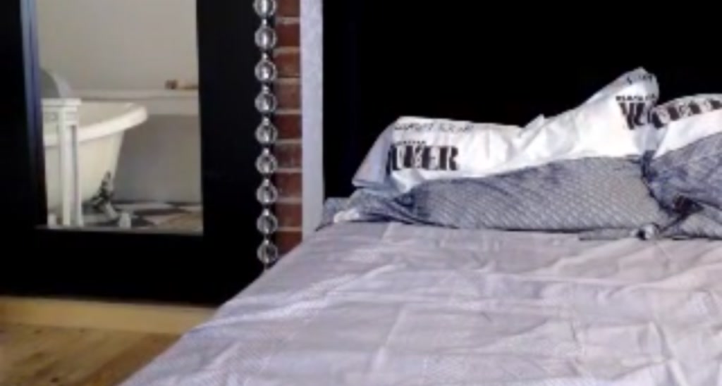 Carollyne video thumbnail