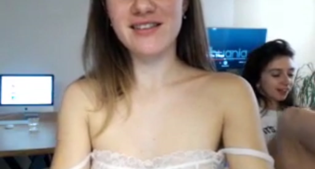 PetiteMolly video thumbnail