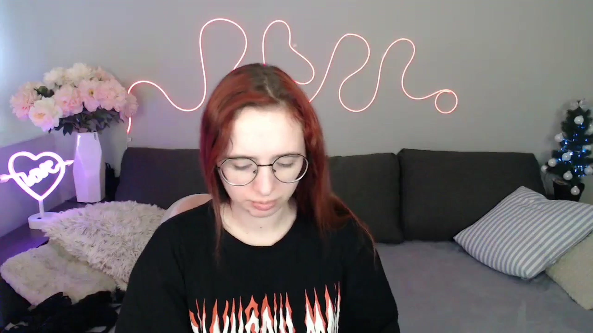 Mini_Diva video thumbnail