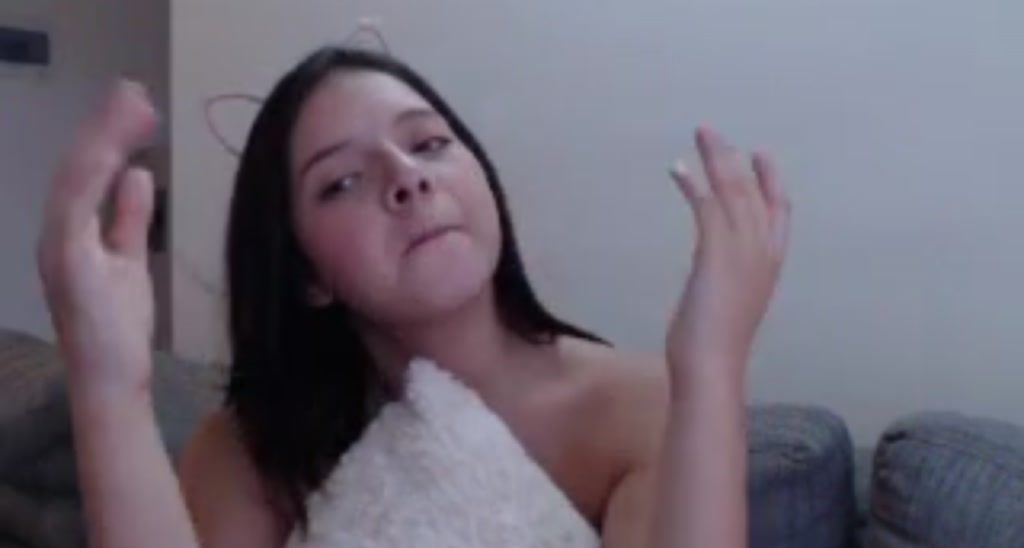 LeahBell_ video thumbnail