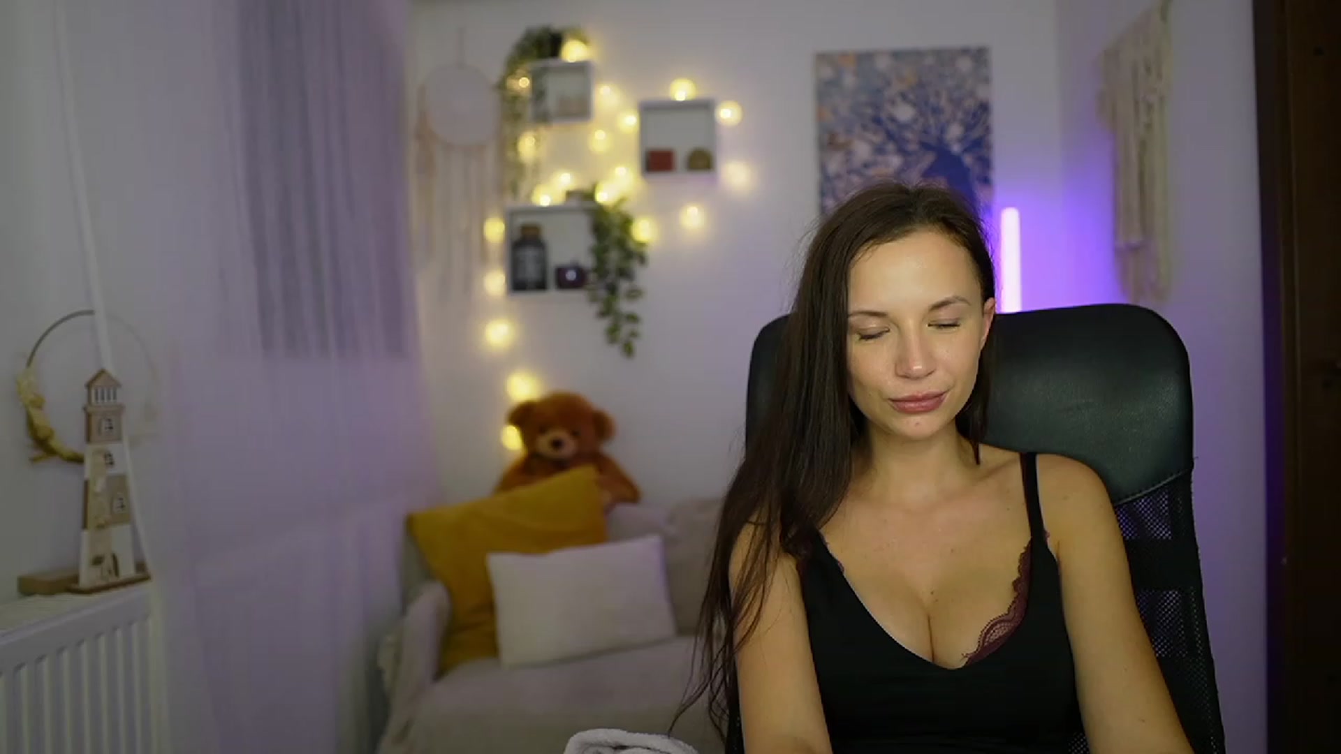 Julia_W video thumbnail