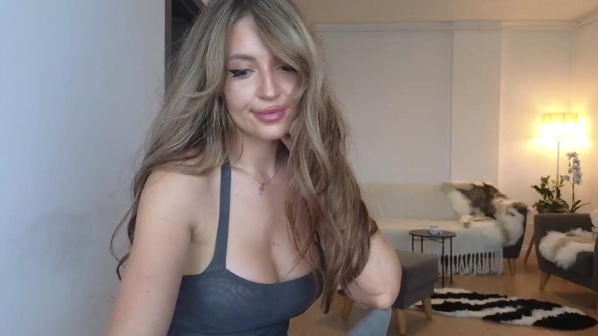 JoanneXOXO video thumbnail