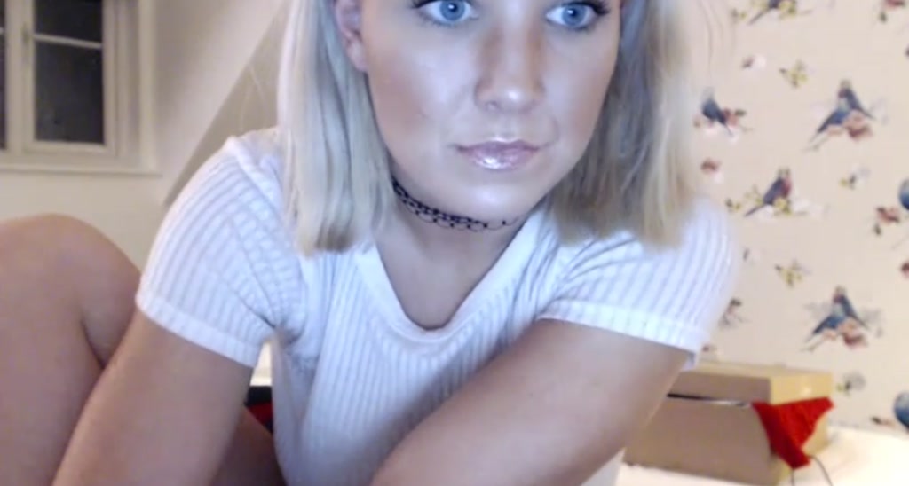 UKBLONDEA video thumbnail