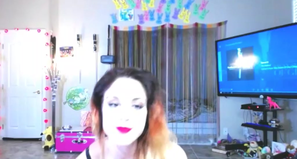 MissMolly video thumbnail