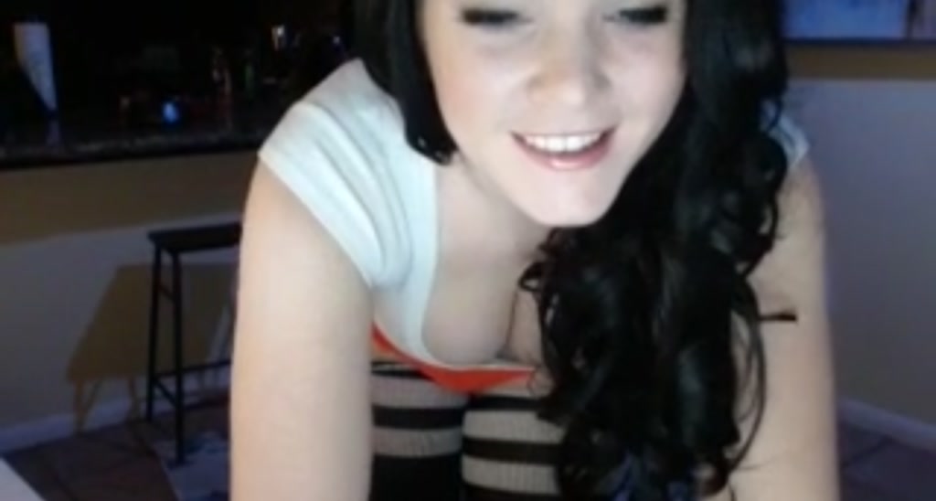 emilylynne video thumbnail