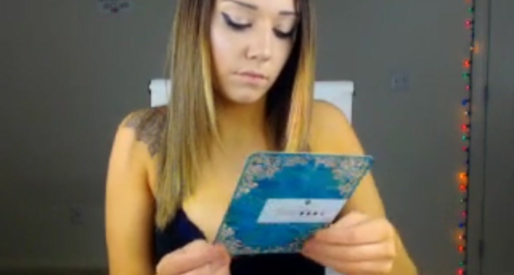 Comfiecozie video thumbnail