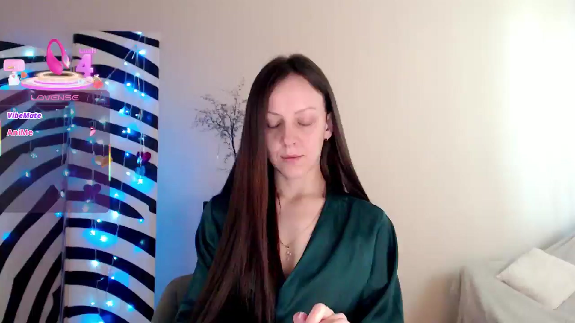 BareflySi video thumbnail