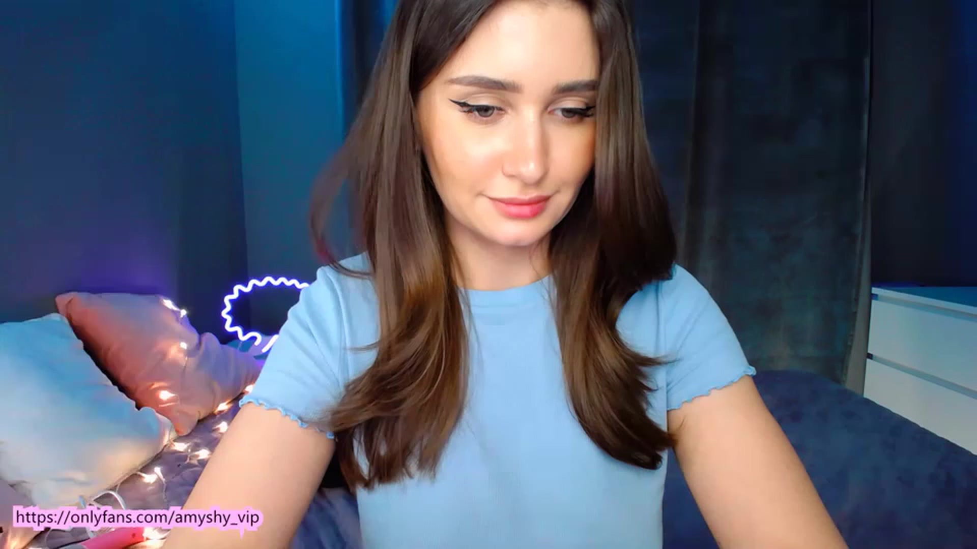 DollGlamourr video thumbnail