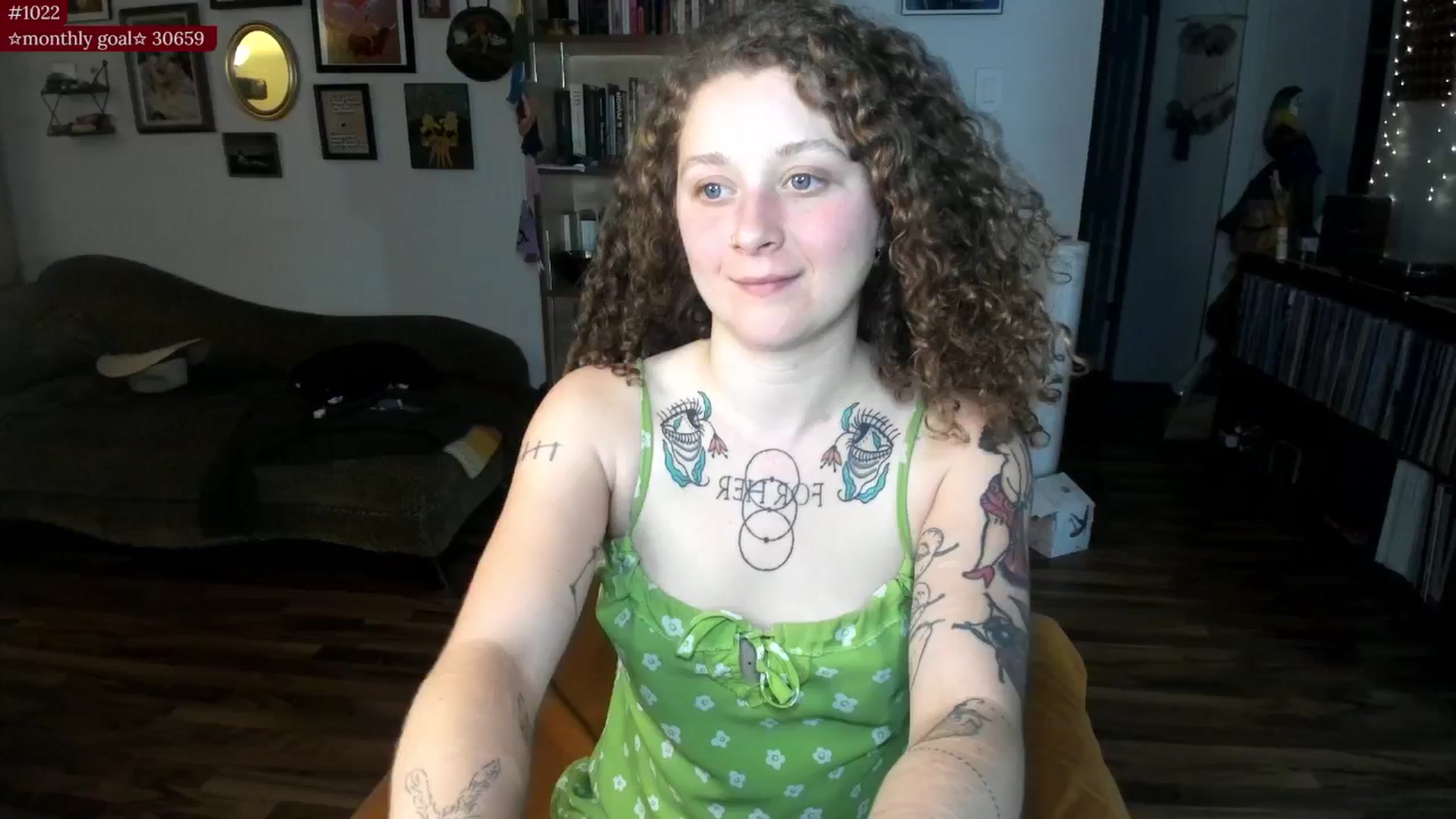 PeachyQueen_ video thumbnail