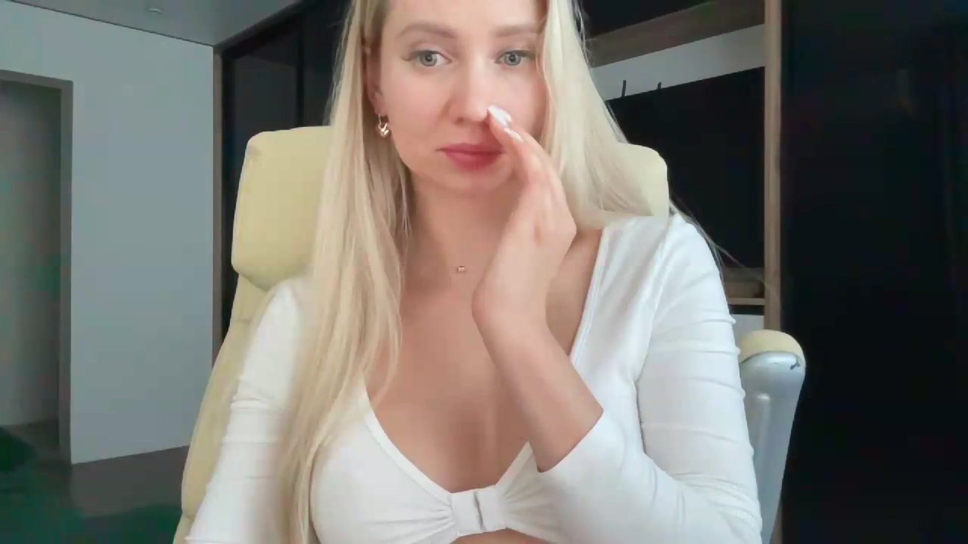Miss_Sylvia video thumbnail