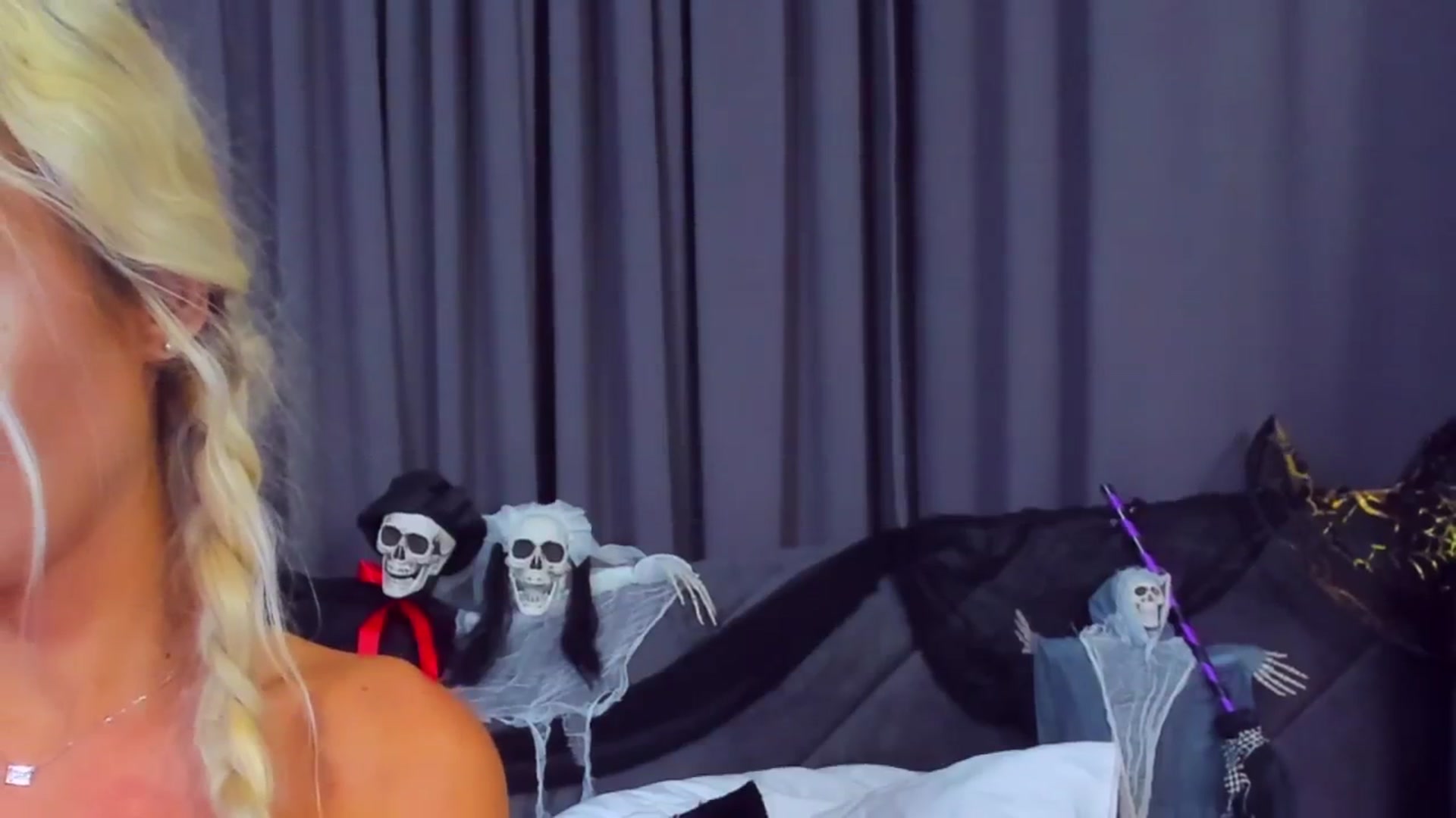 AwwwElla video thumbnail