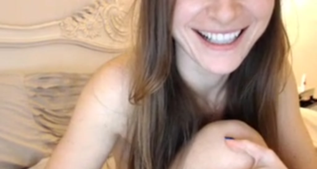 Sarah_Louise_ video thumbnail