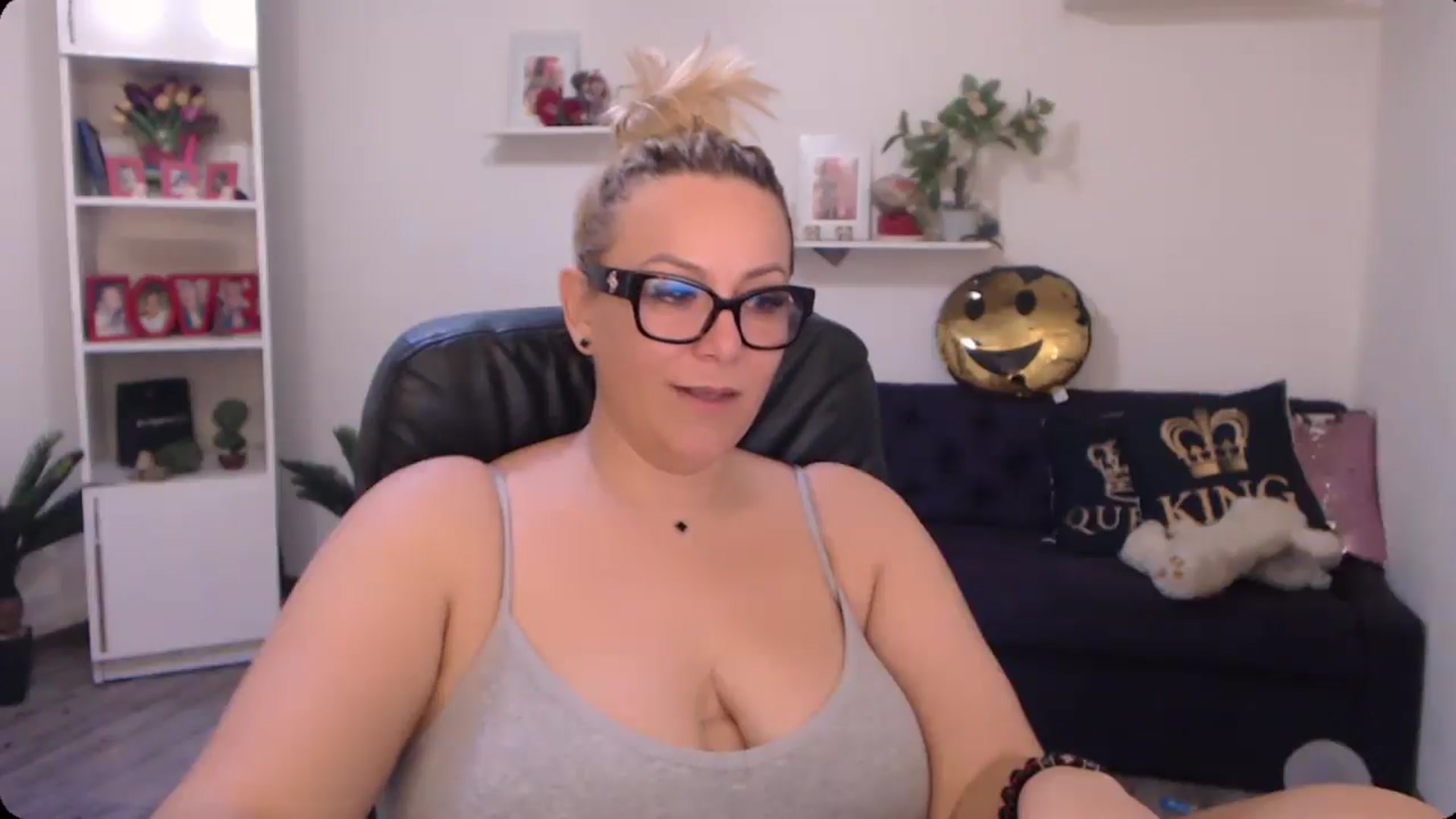 A_baby_Boo video thumbnail
