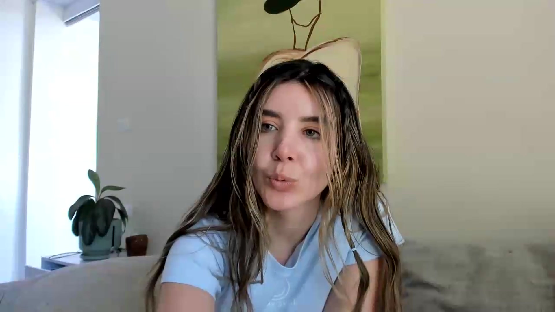 LauraVega video thumbnail