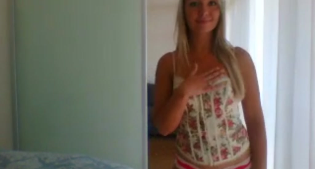 DaniiDoll video thumbnail