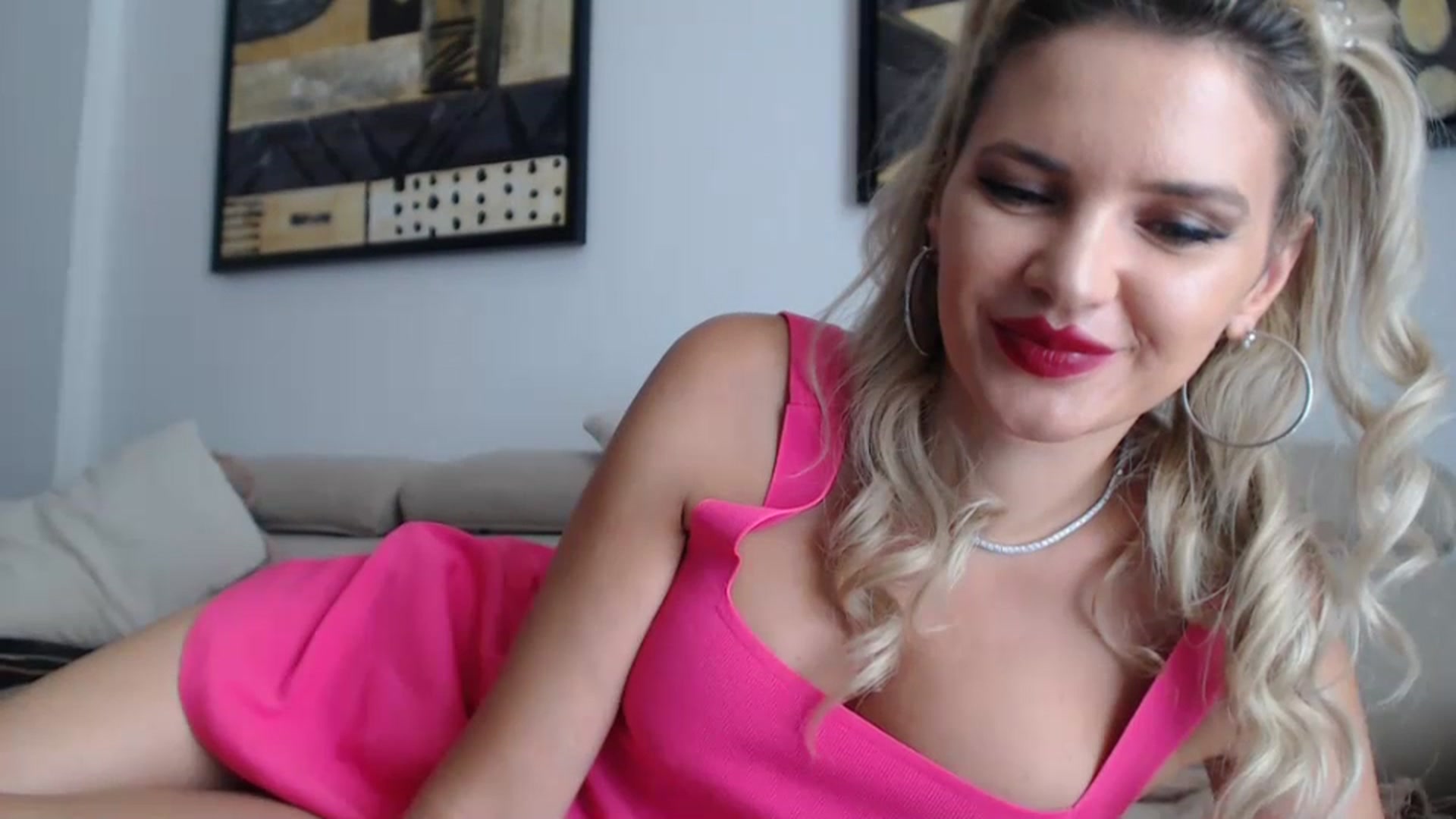 Dulcineaa video thumbnail
