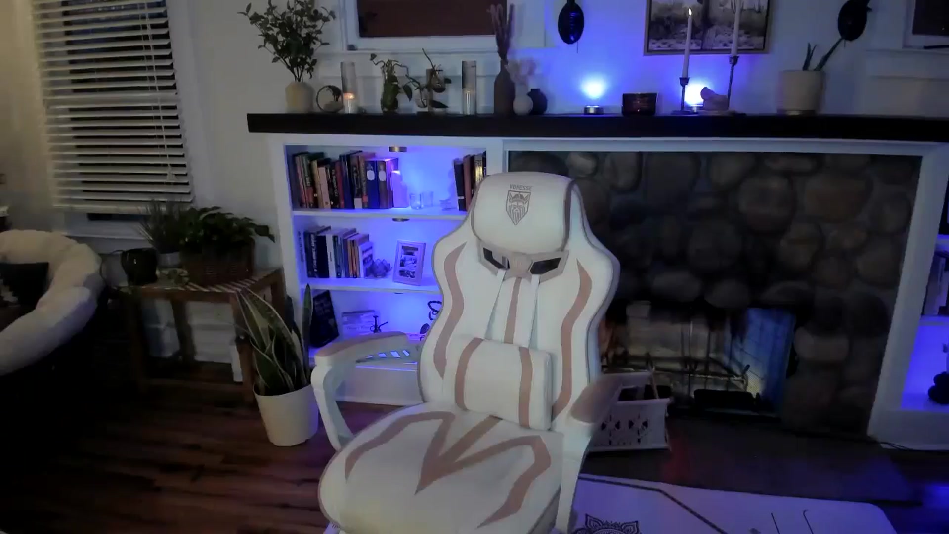 LillieQ video thumbnail