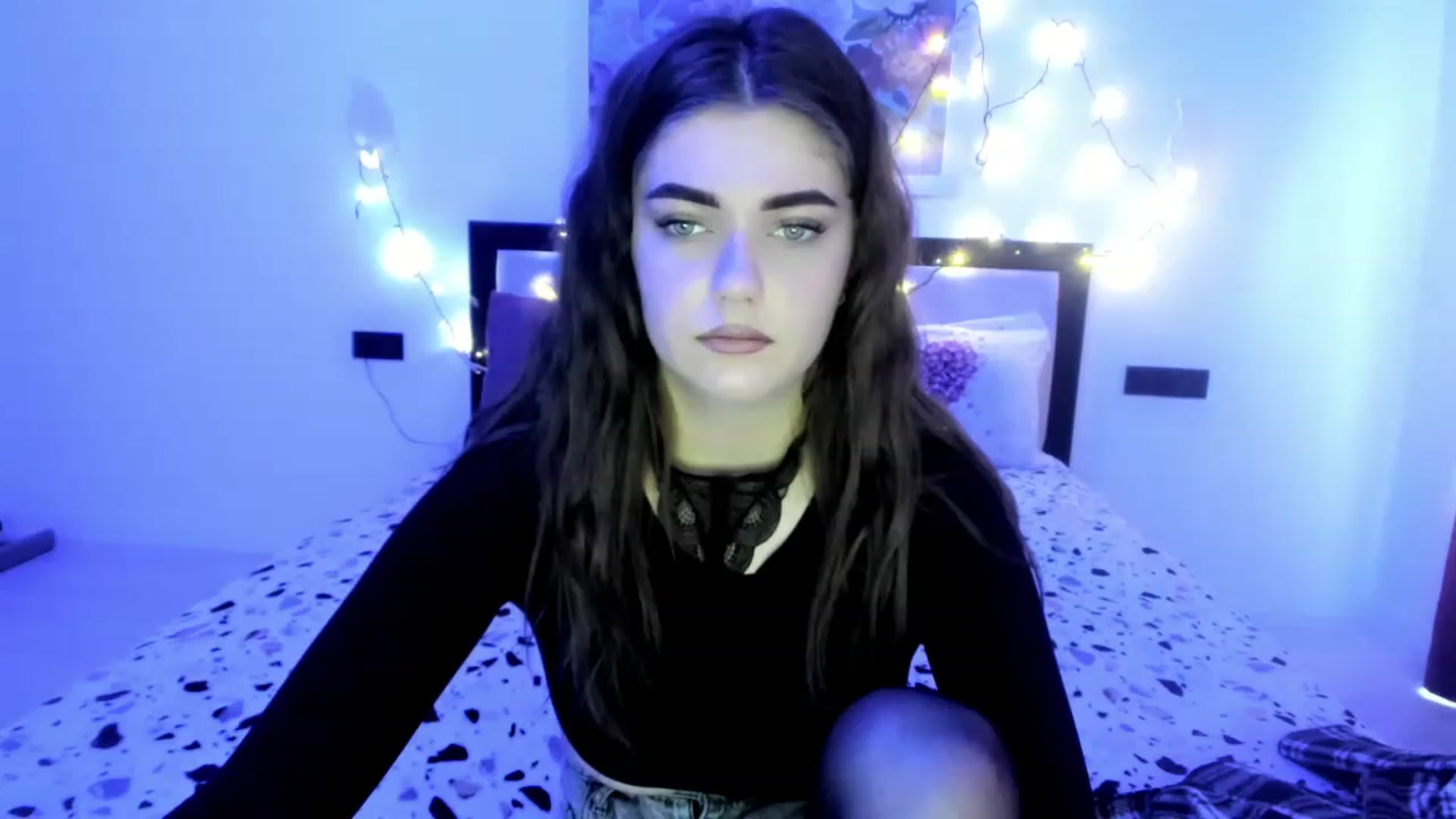 VickiVong video thumbnail