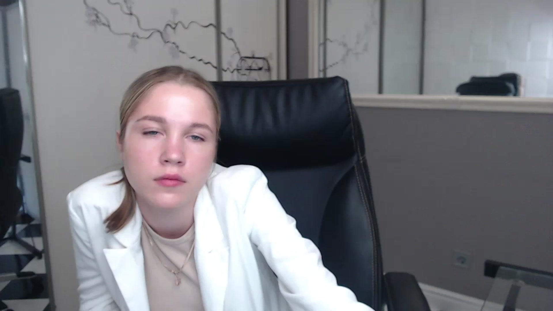 Kate_Lewiss video thumbnail