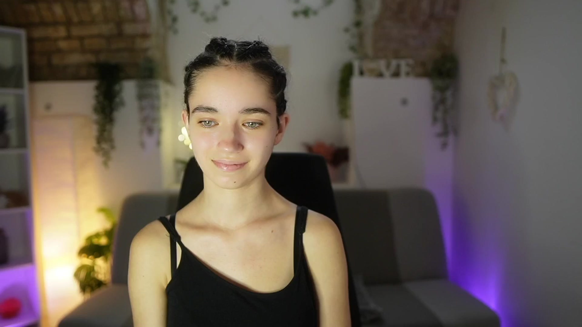 Gia_Paige18 video thumbnail