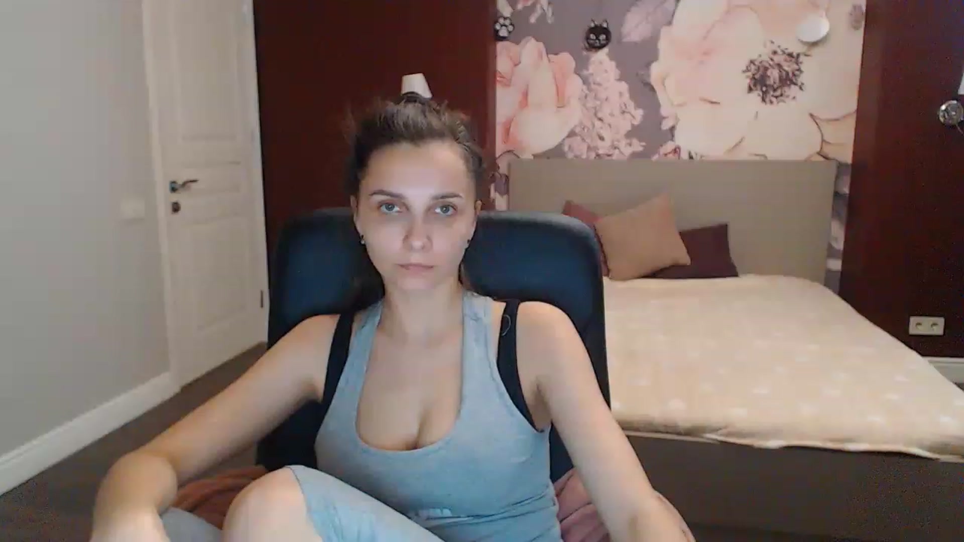 Karina_Mils video thumbnail