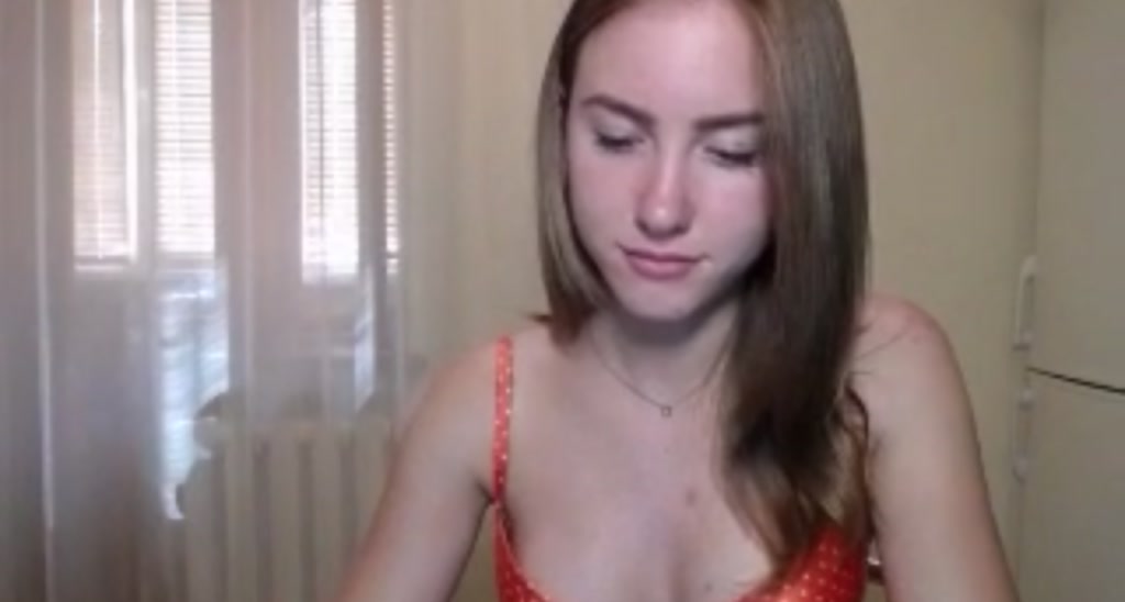 Ellie_18_ video thumbnail