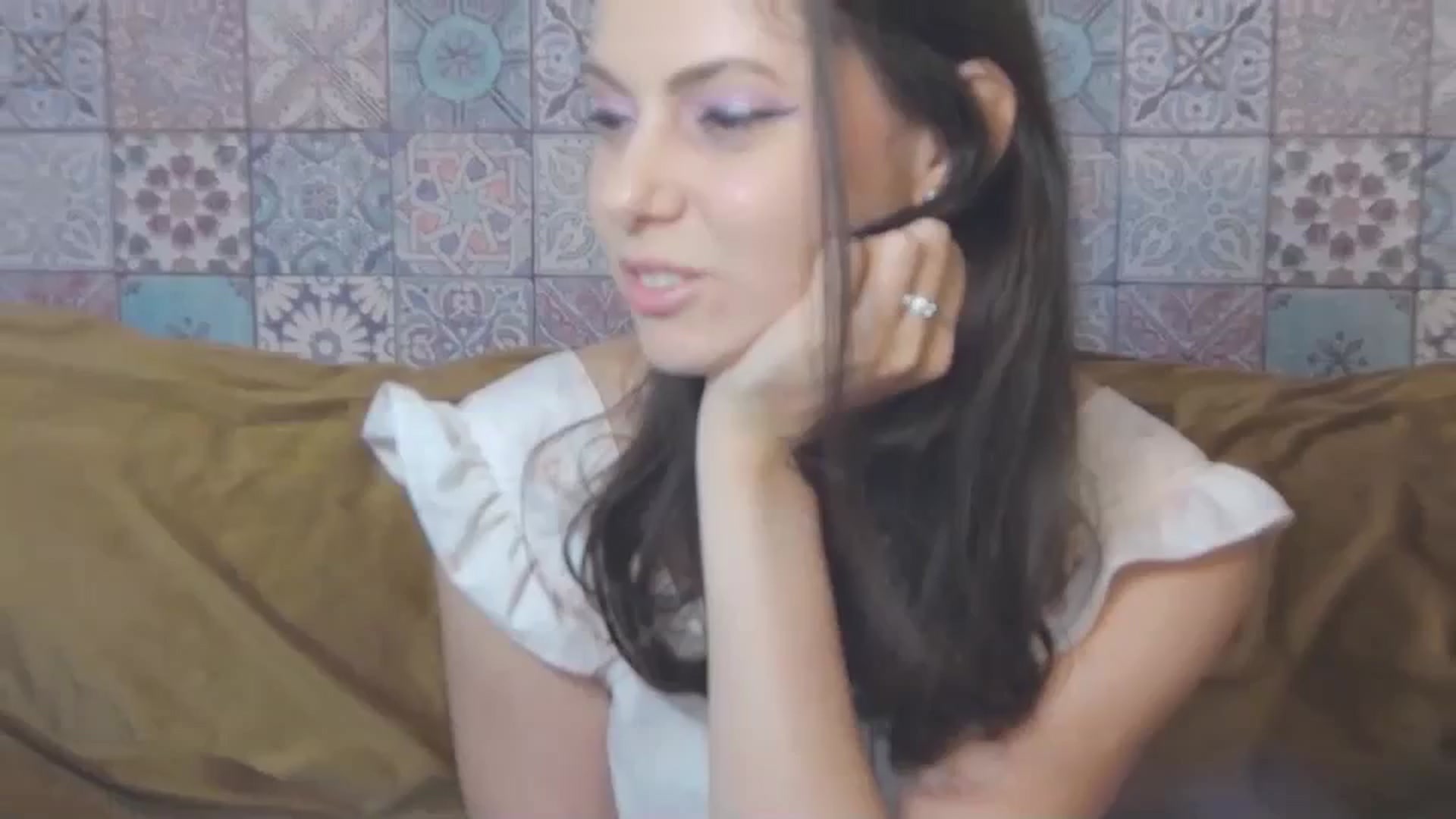 MissAracely video thumbnail