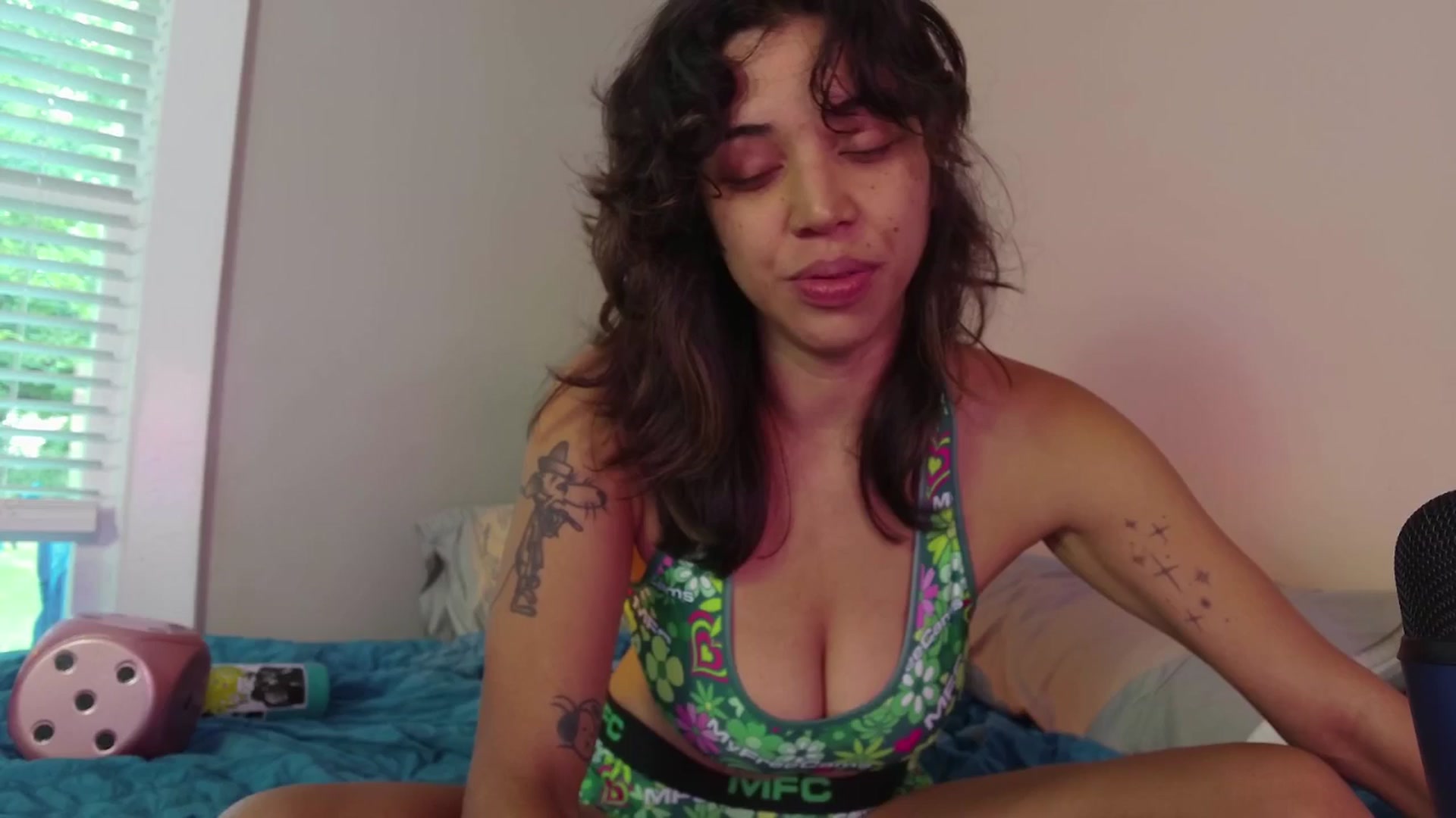 KissingHigh video thumbnail