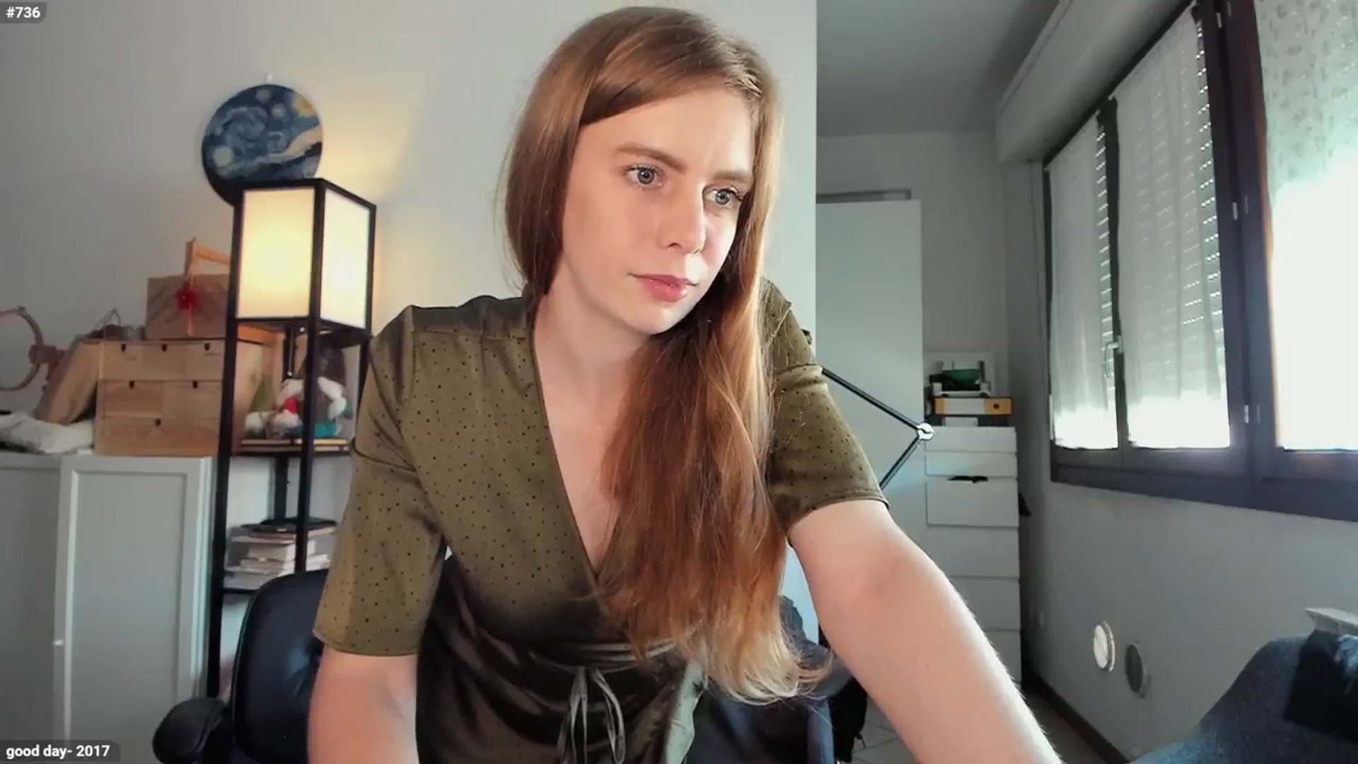 Personage video thumbnail
