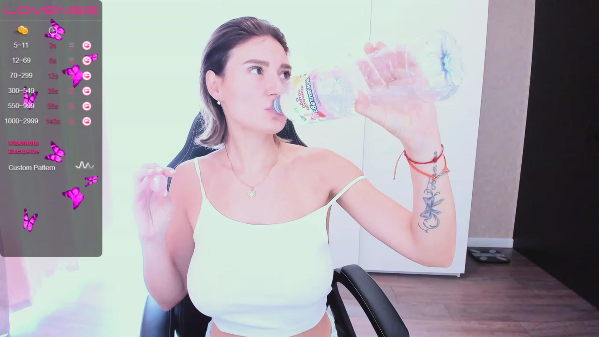 HollyMollyy video thumbnail
