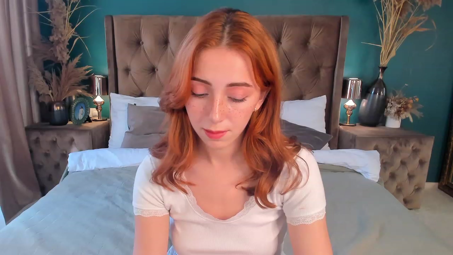 ElsaYoung video thumbnail