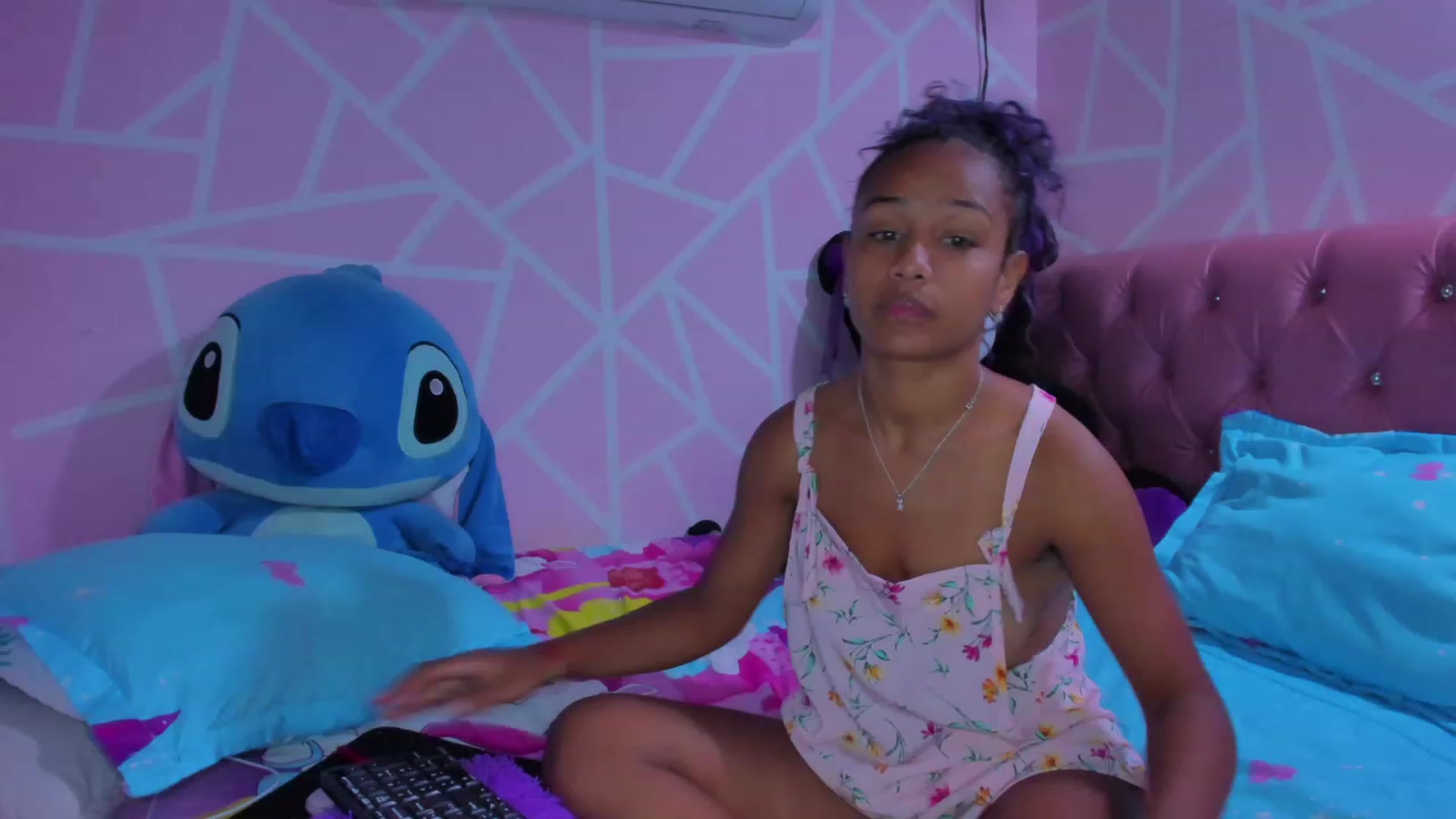 Violet_Fit video thumbnail