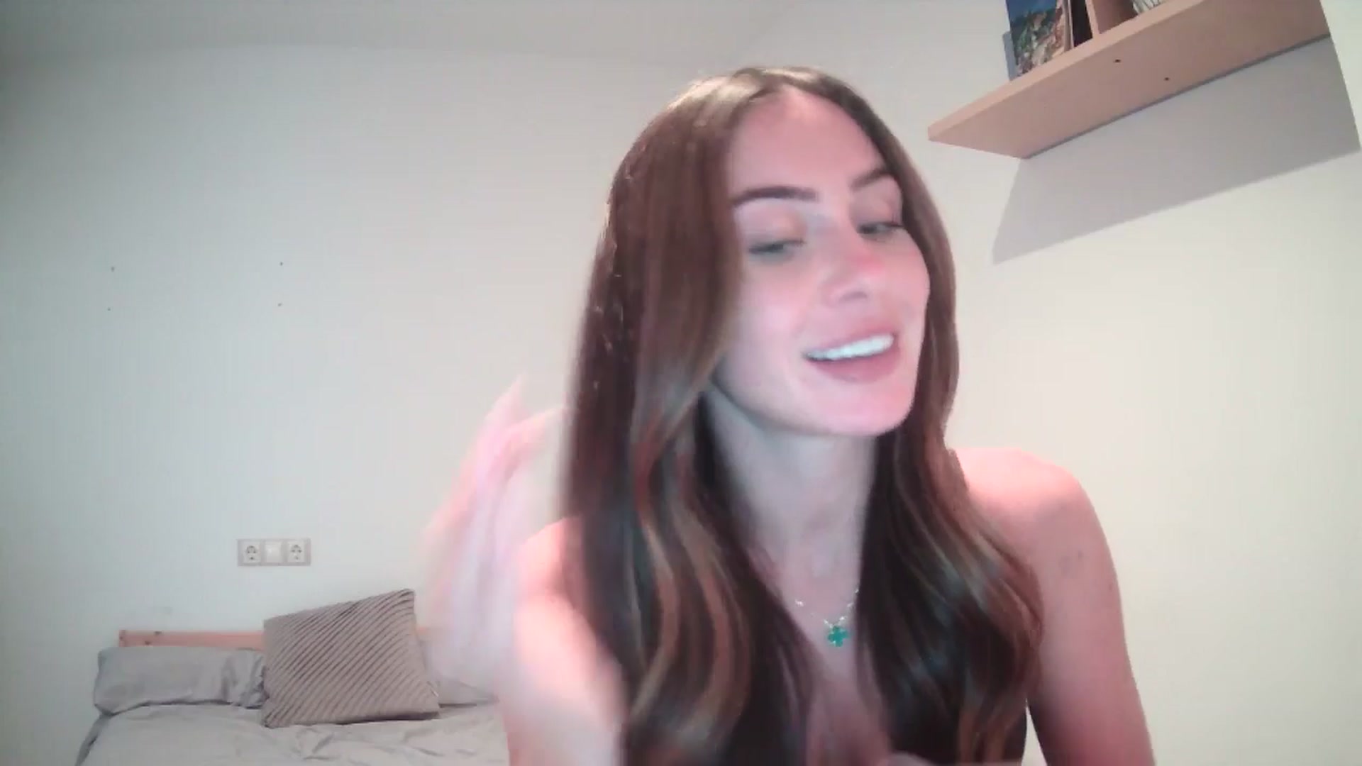 English_Lola video thumbnail