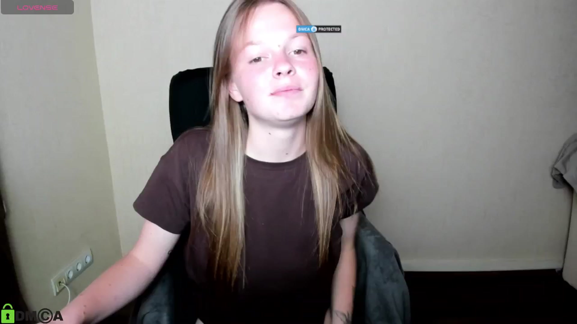 CuteDina video thumbnail