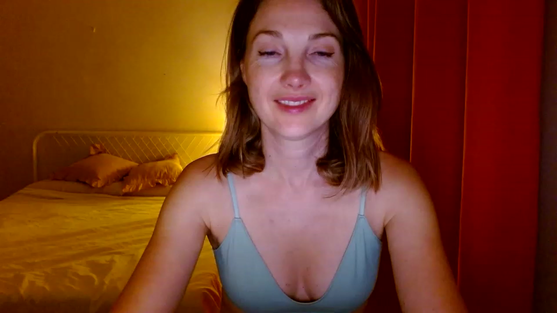 HappyAlise video thumbnail