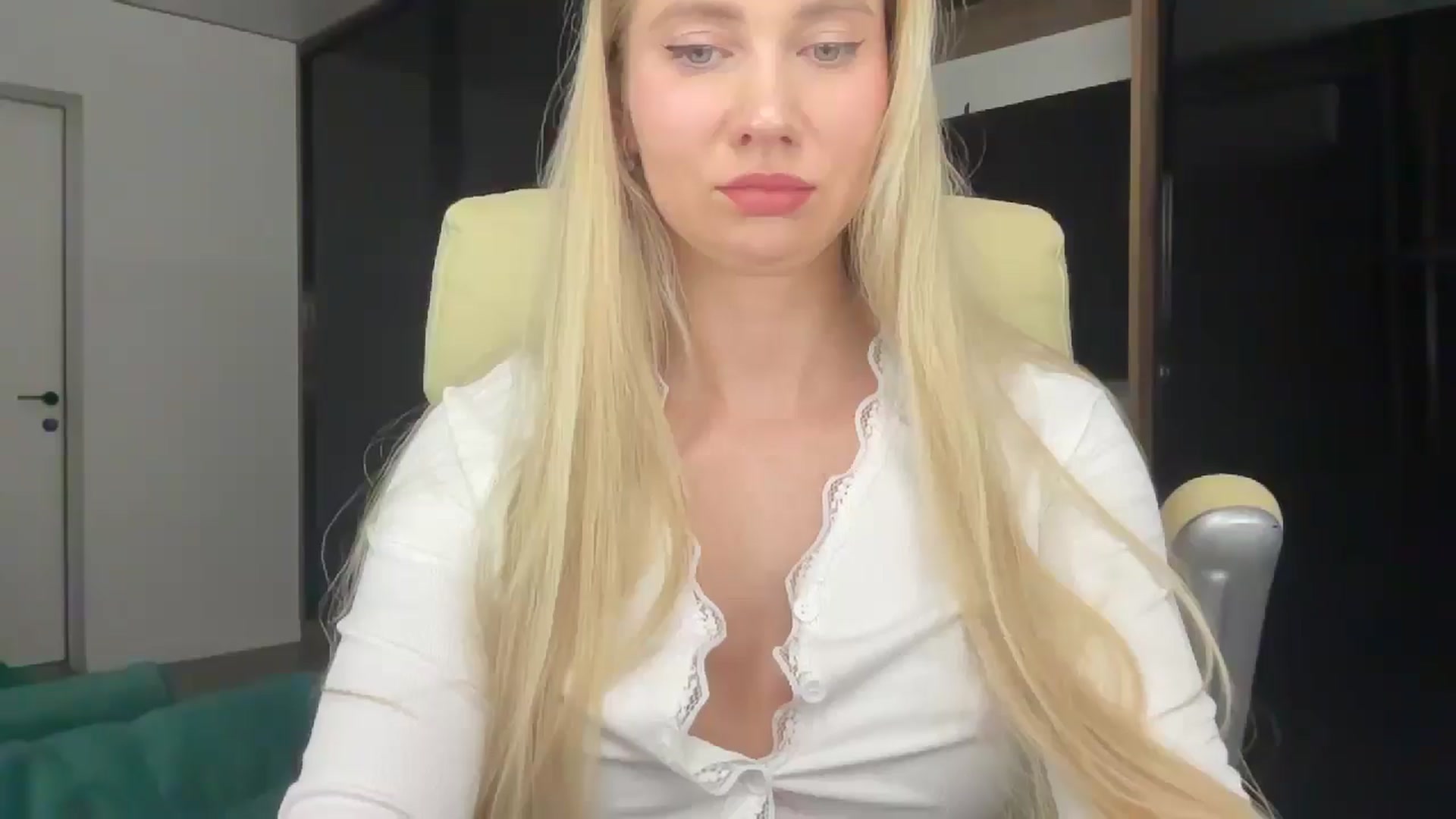 Miss_Sylvia video thumbnail