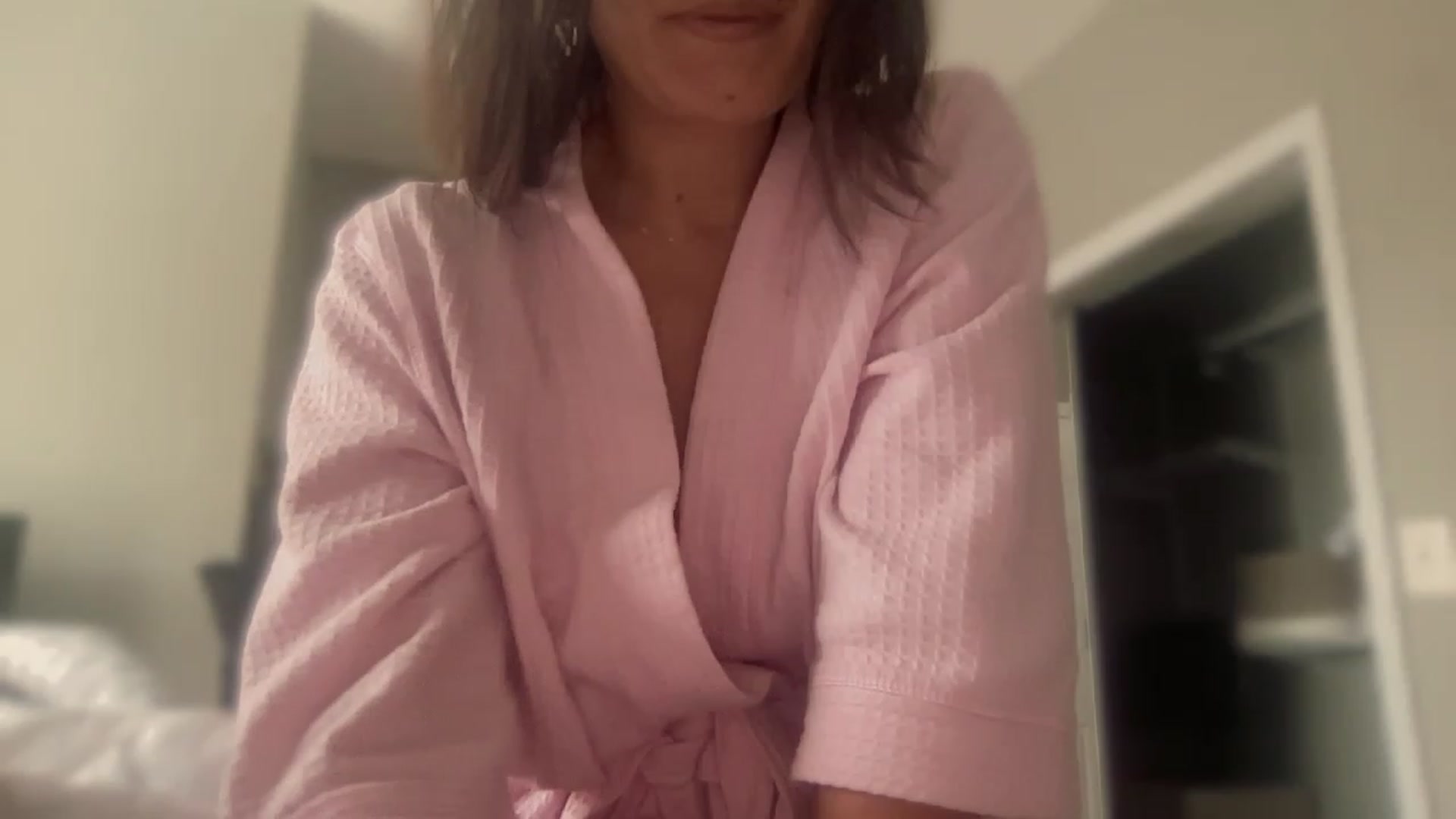 olivia_virgo video thumbnail