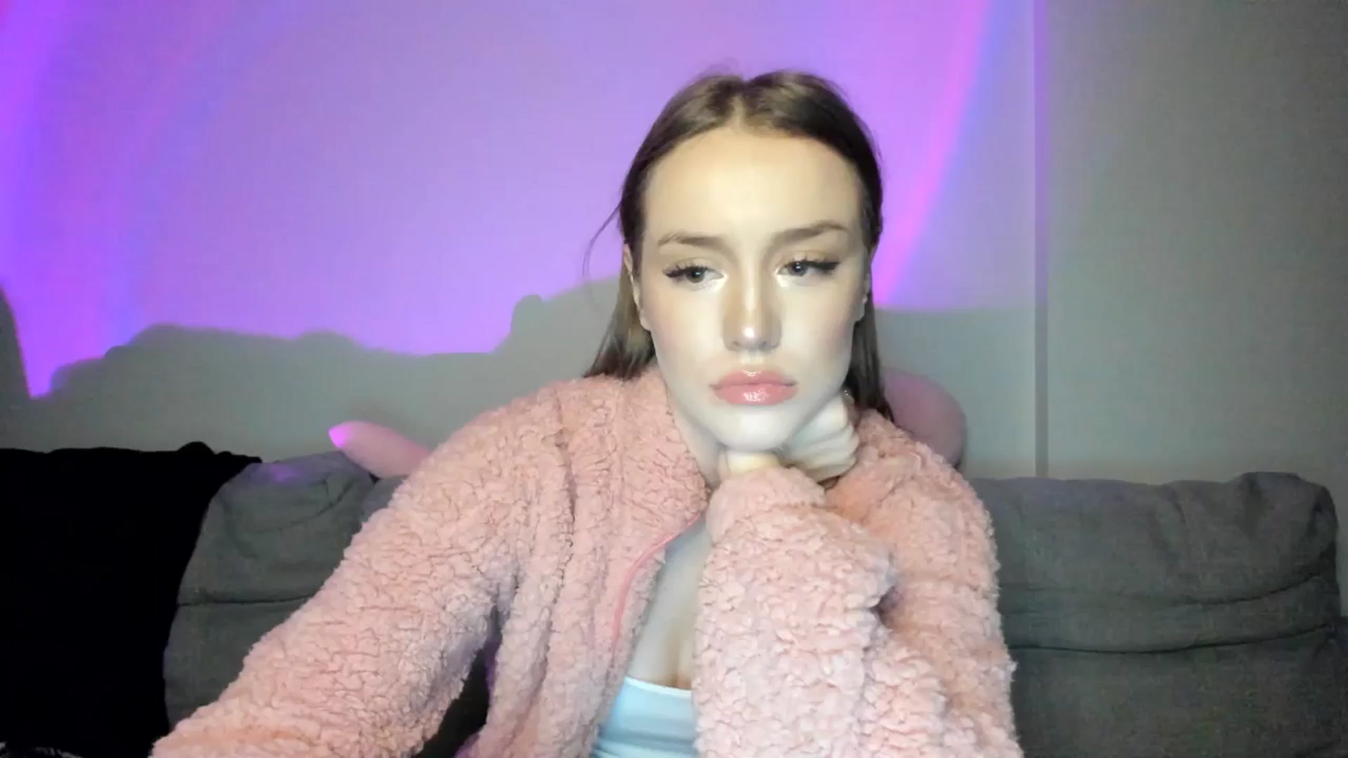 IsabellRrose video thumbnail