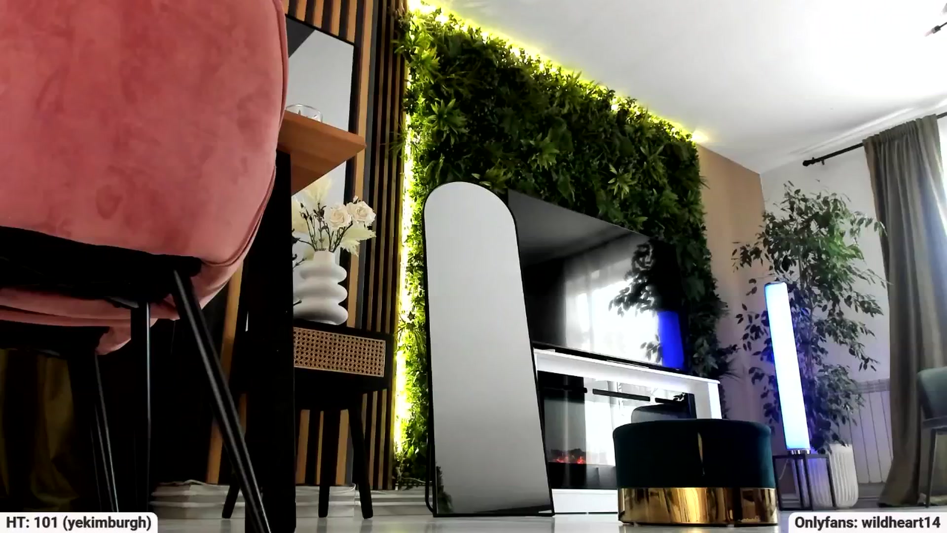 Yveline video thumbnail