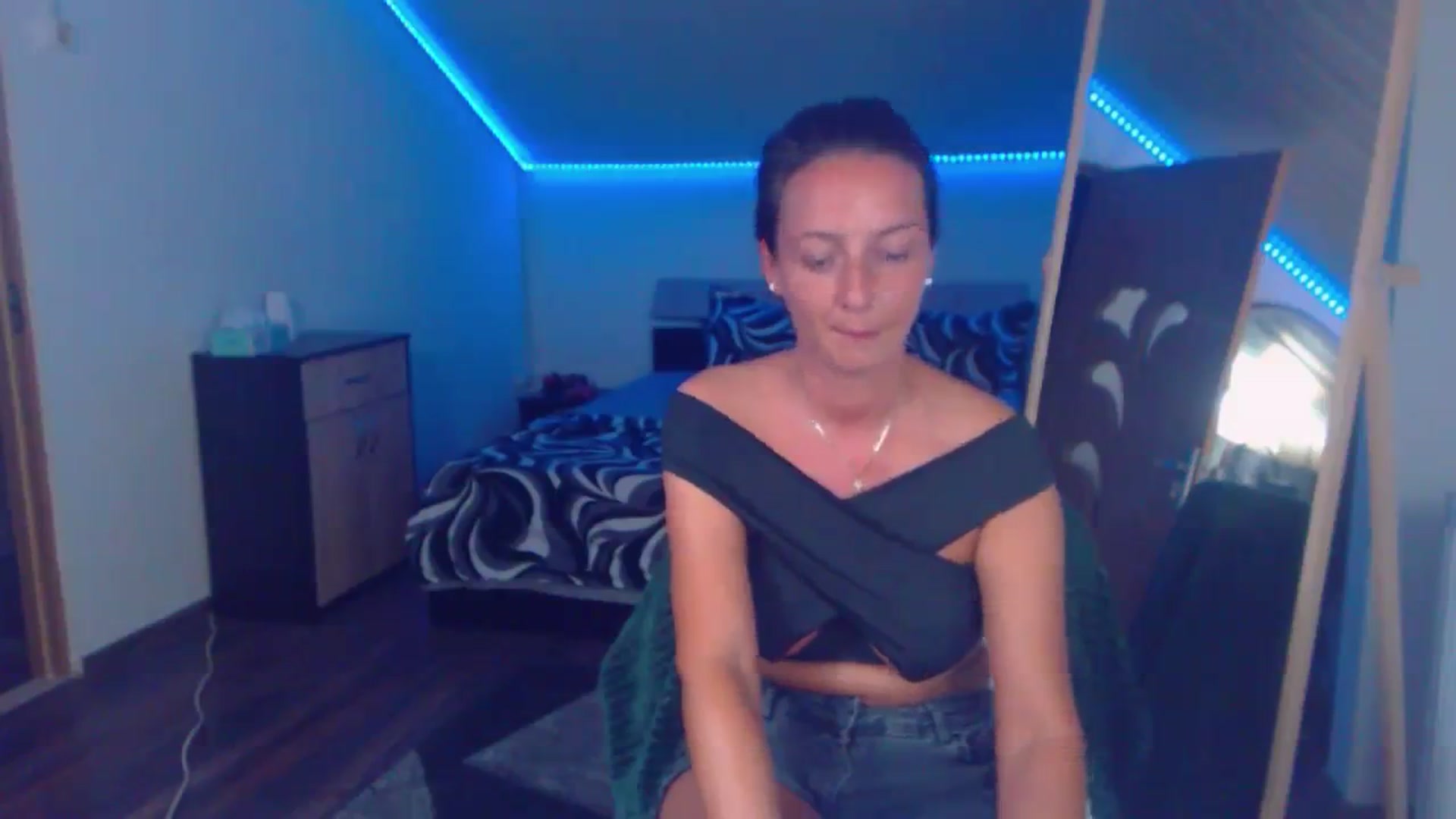SlimCurly video thumbnail