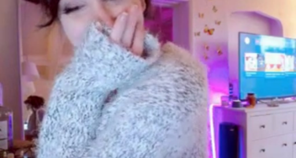 MissAshe video thumbnail