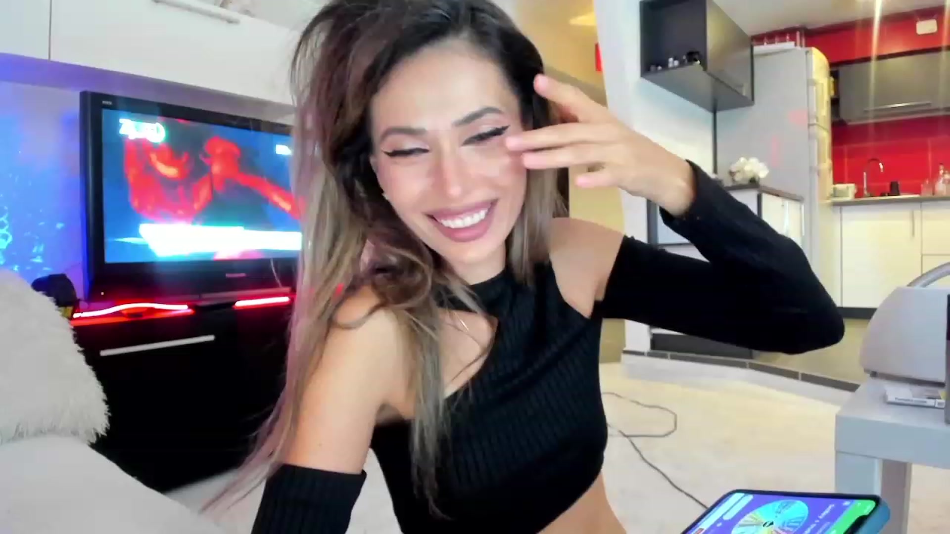SmileyTinaa video thumbnail