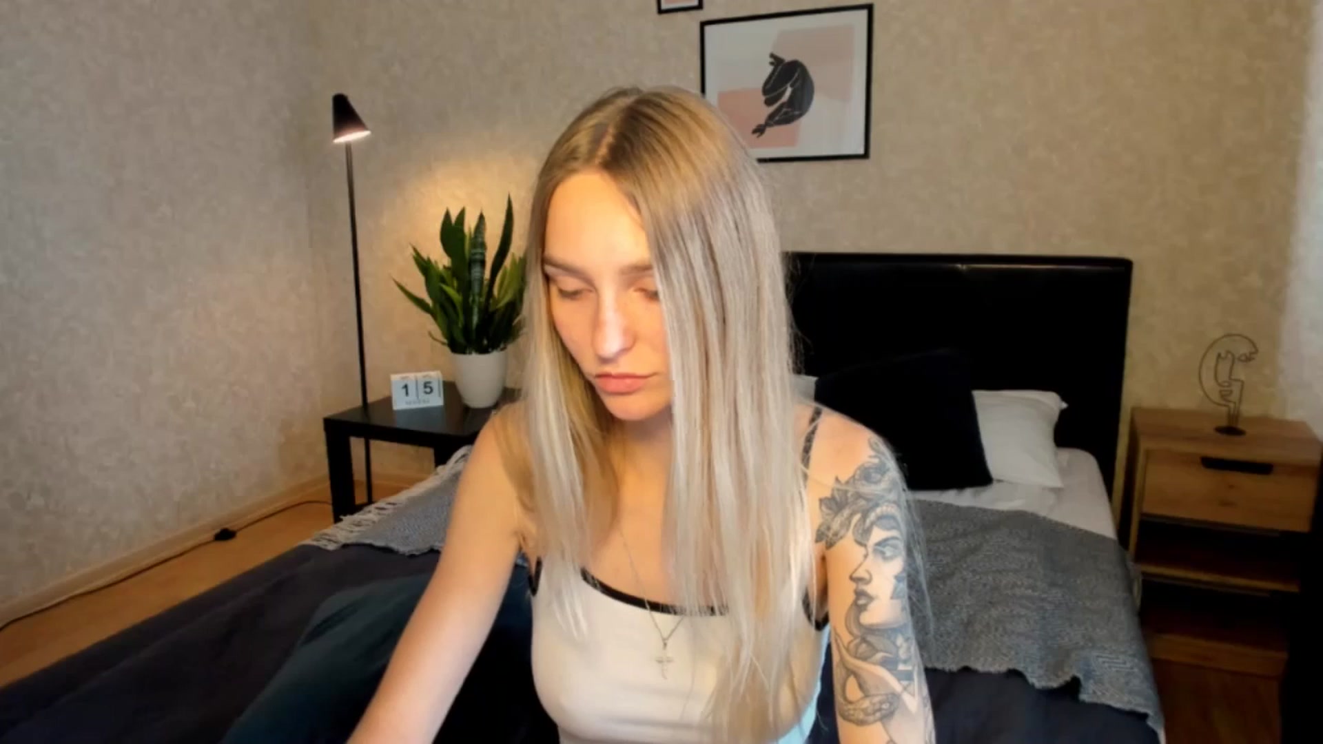Miliain video thumbnail