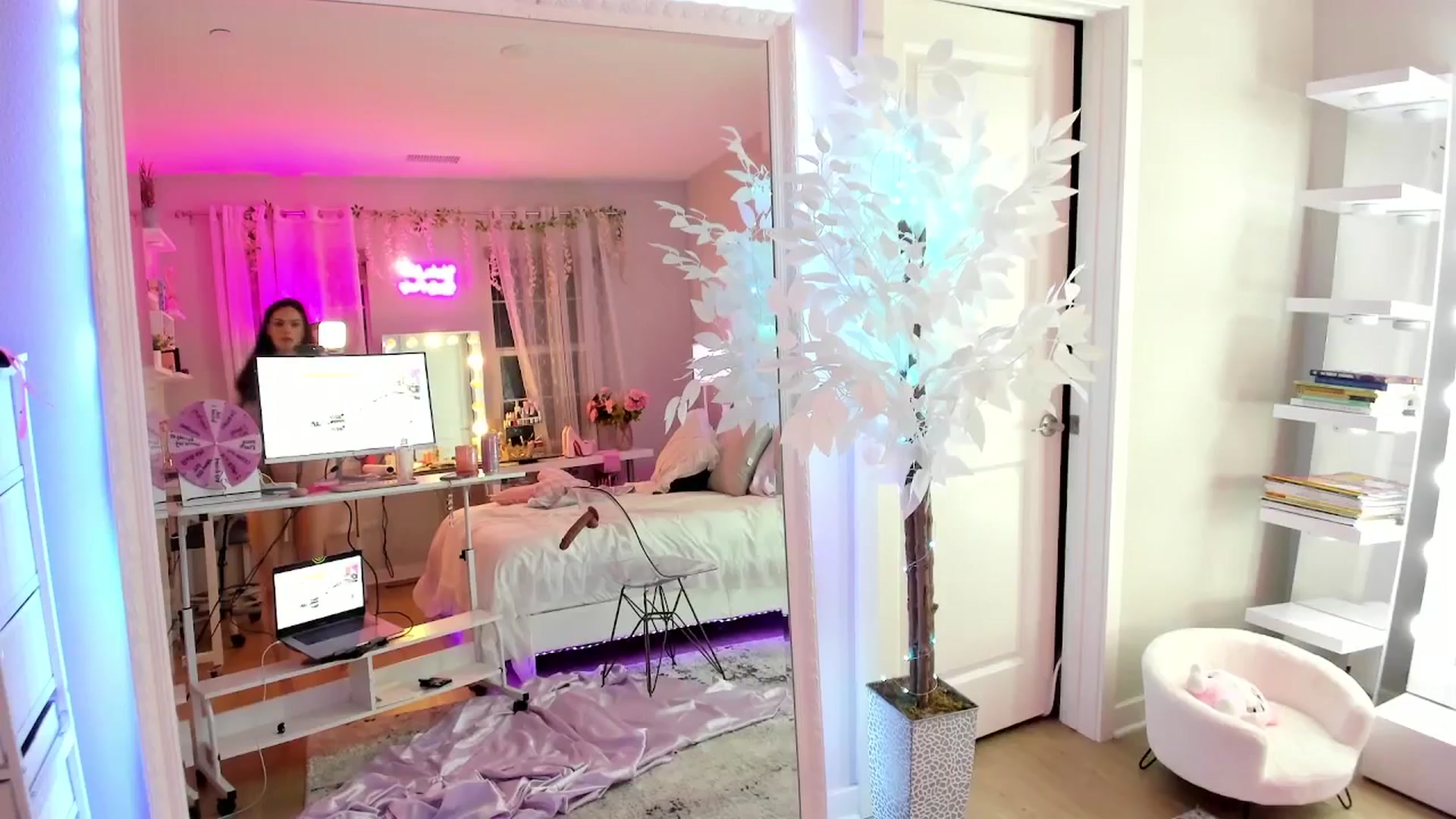 BrinaNellie_ video thumbnail