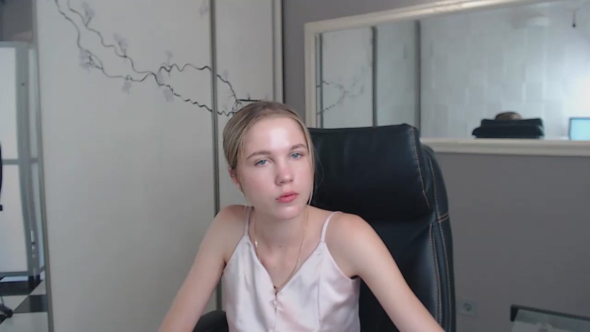 Kate_Lewiss video thumbnail