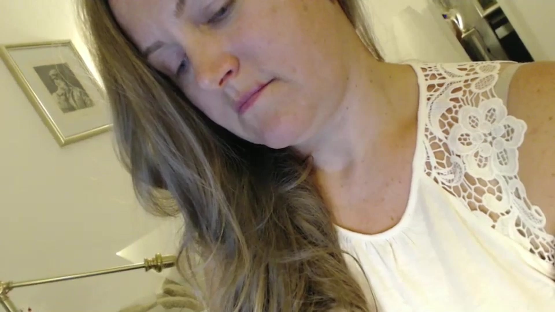 JustLily video thumbnail