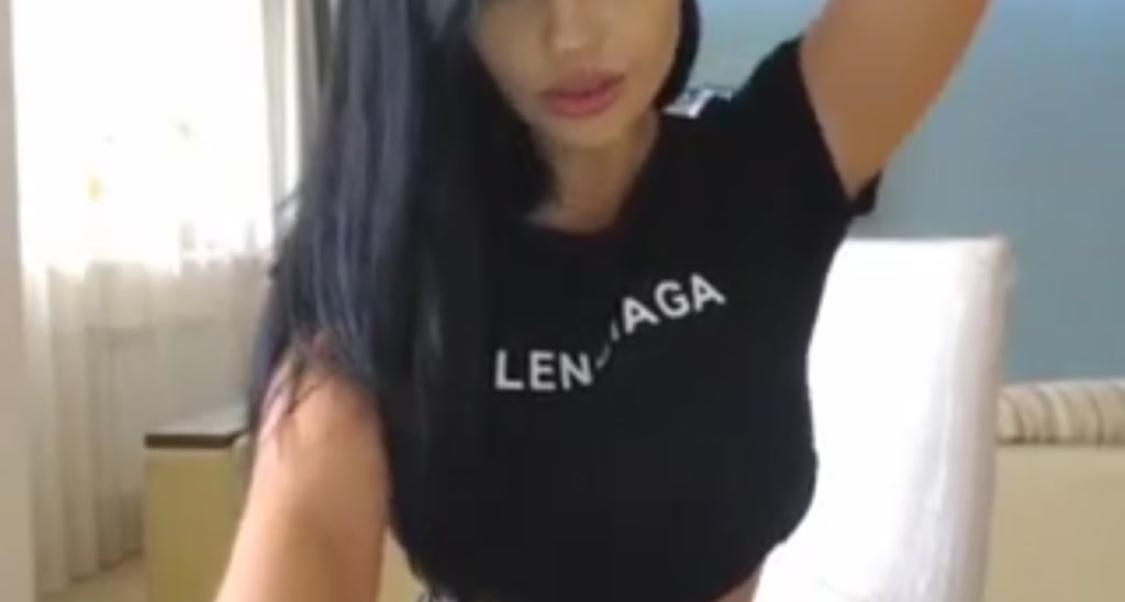 Mikki_G video thumbnail